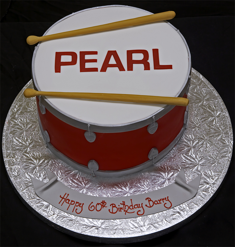 002404 Drum Birthday Cake.jpg